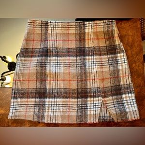 Akari Back to Class plaid multicolor skirt